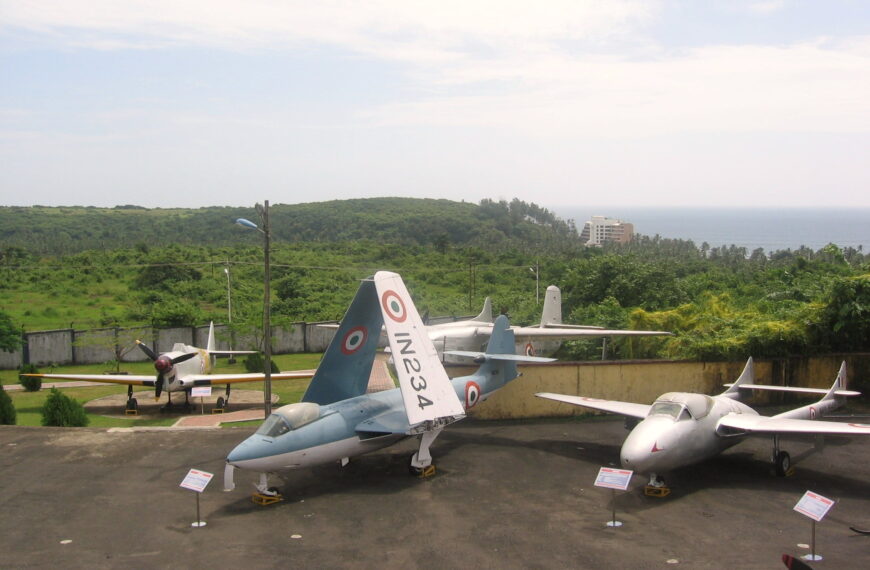 Naval and Aviation Museum