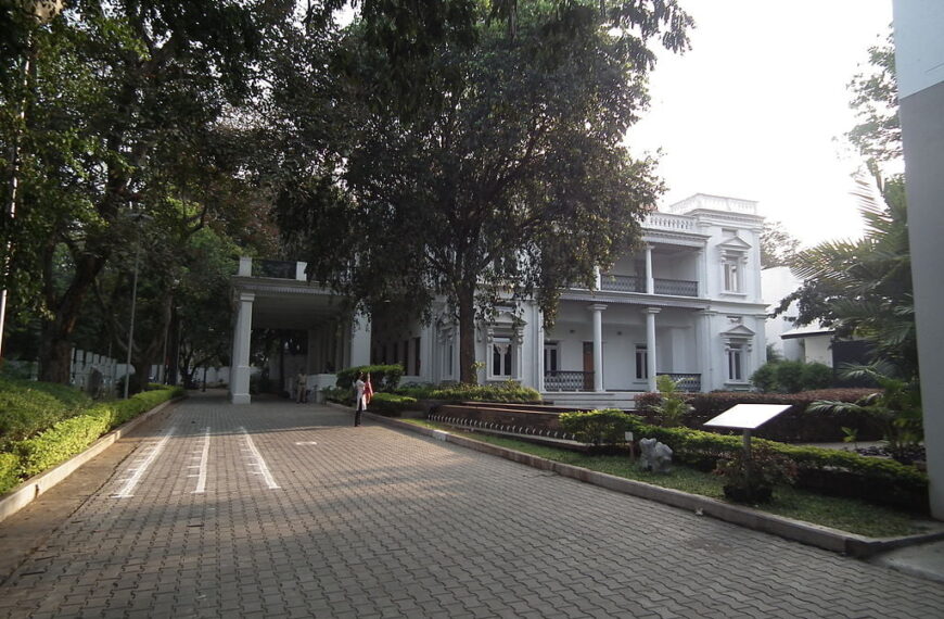 Arts Gallery & Museum