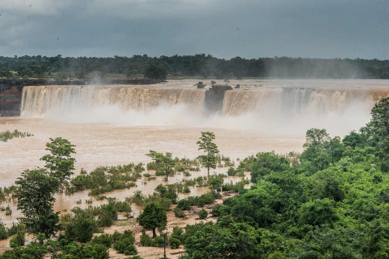 Central India-Waterfalls and Lakes