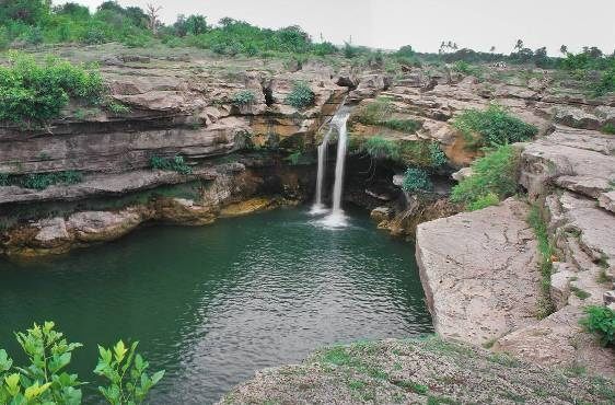 West India - Waterfalls and Lakes
