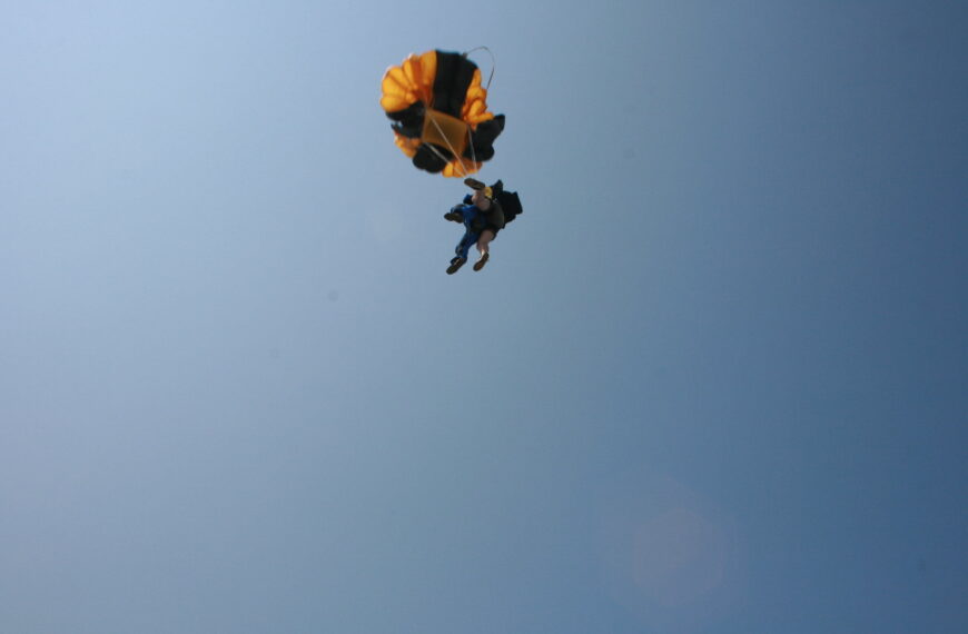 Sky Diving