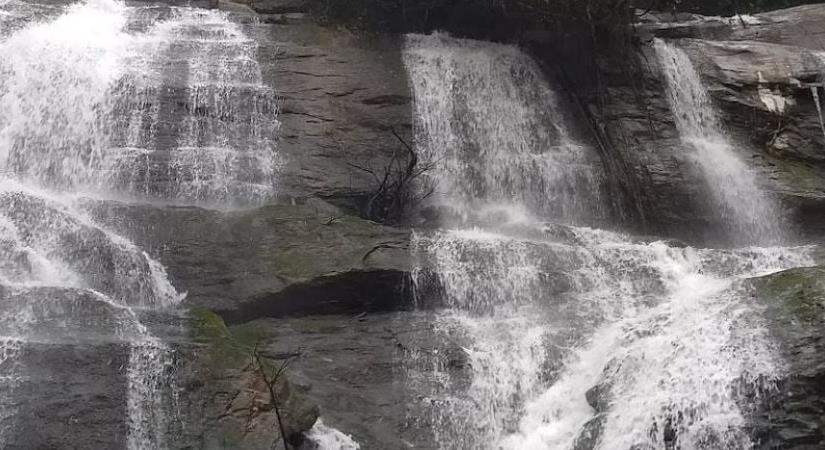 Alakapuri Falls