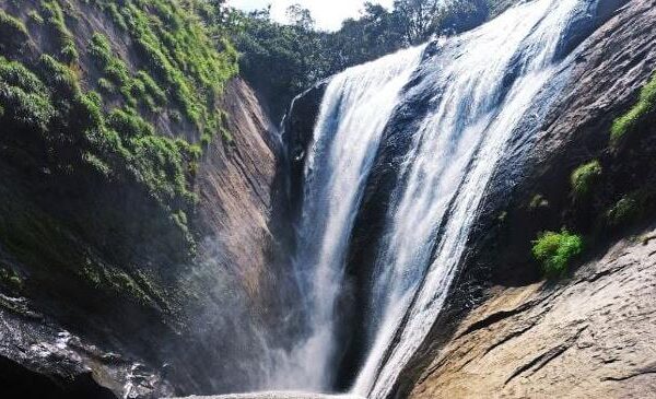 Anju Veedu Waterfalls