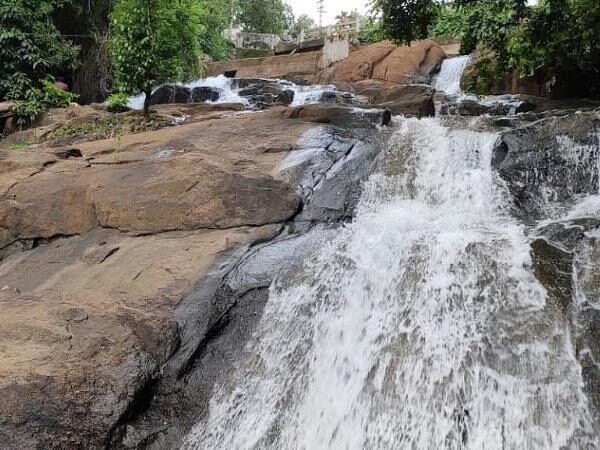 Aruvikkuzhi-Kottayam