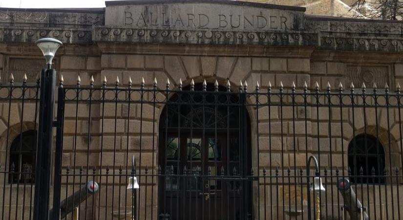 Ballard Bunder Gatehouse, Mumbai