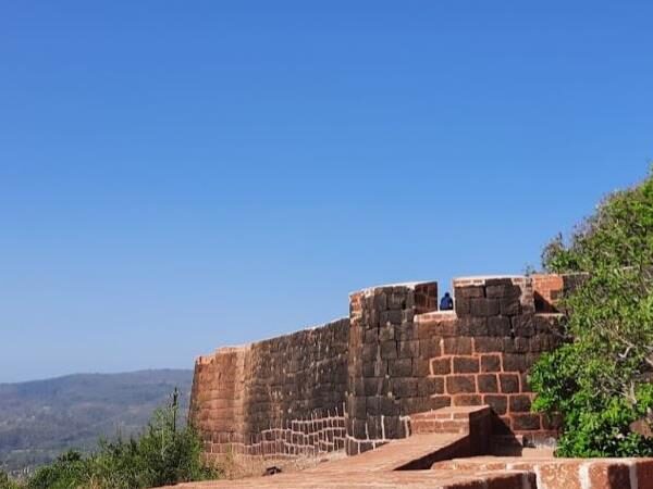 Bankot Fort