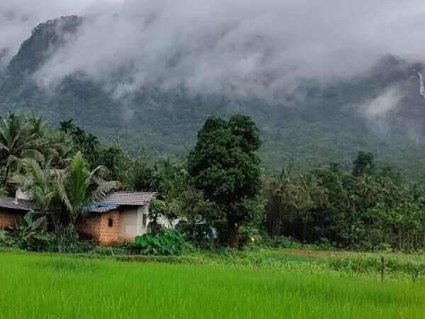 Belkal Theertha Falls