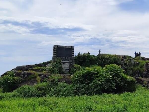 Daria-Bahadurgad Fort