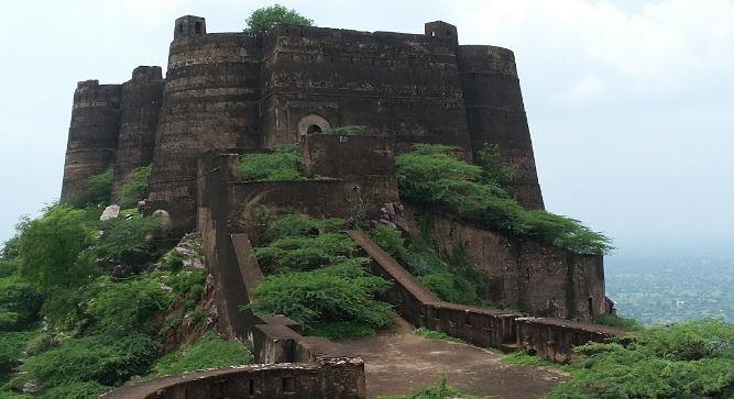 Devgarh Fort, Sikar