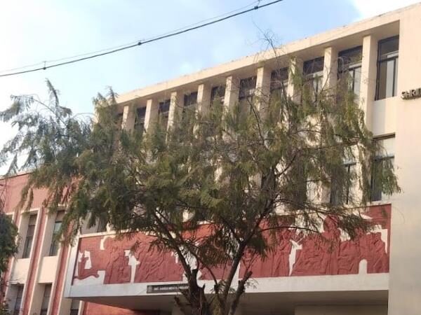 Hansa Mehta Library, Vadodara,