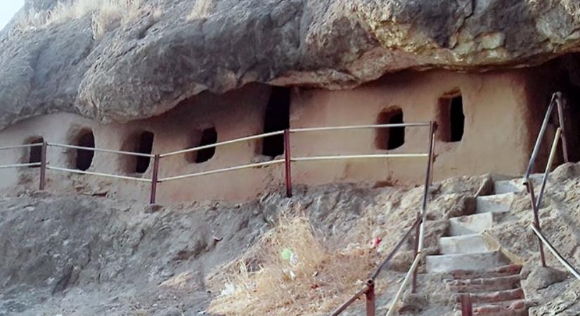 Kadia Dungar Caves