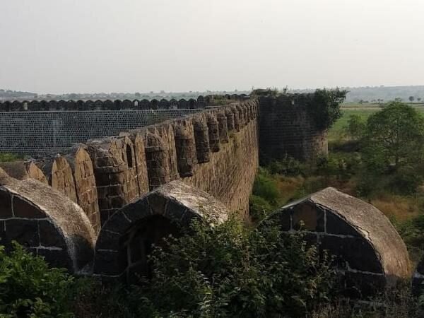 Kharda Fort