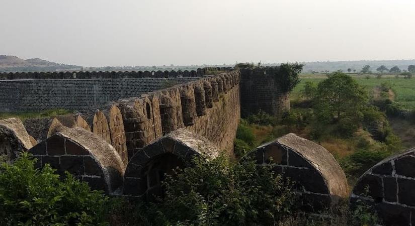 Kharda Fort