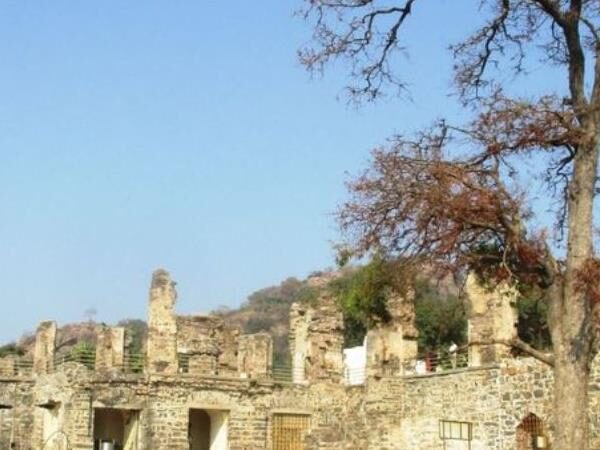 Kondapalli Fort