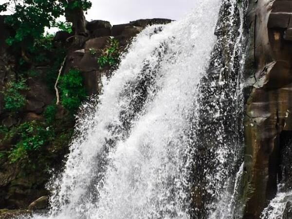 Kukdi Khapa Waterfall