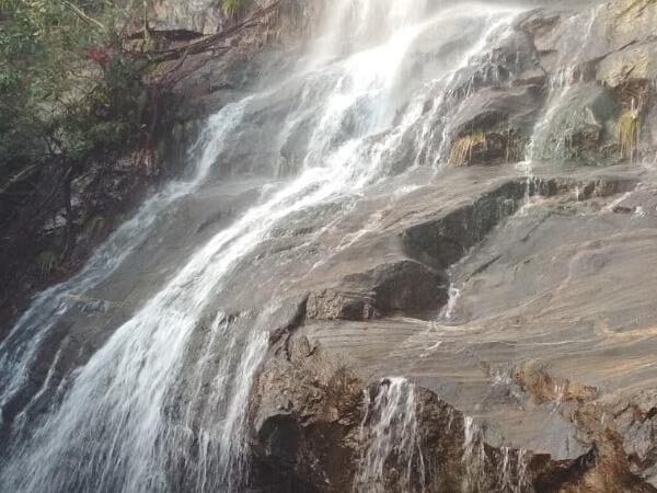 Kutladampatti Falls