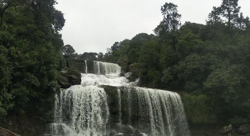 Lyngkshiar Falls