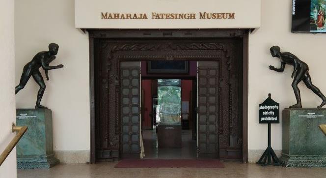 Maharaja Fateh Singh Museum, Vadodara
