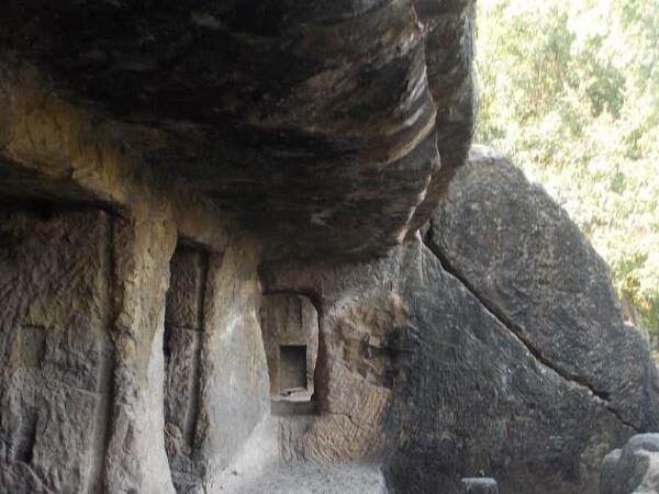 Mandapeshwar Caves, Borivali