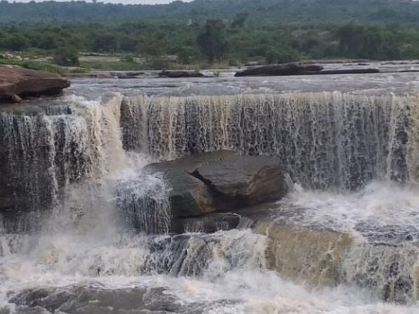 Manjhar Kund Waterfalls