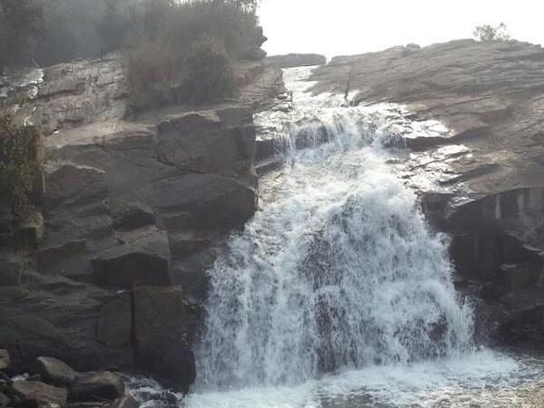 Mirchaiya Falls