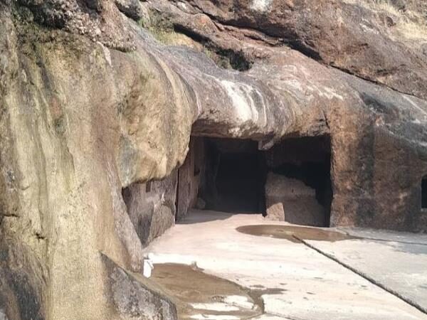 Pohale Caves, Kolhapur