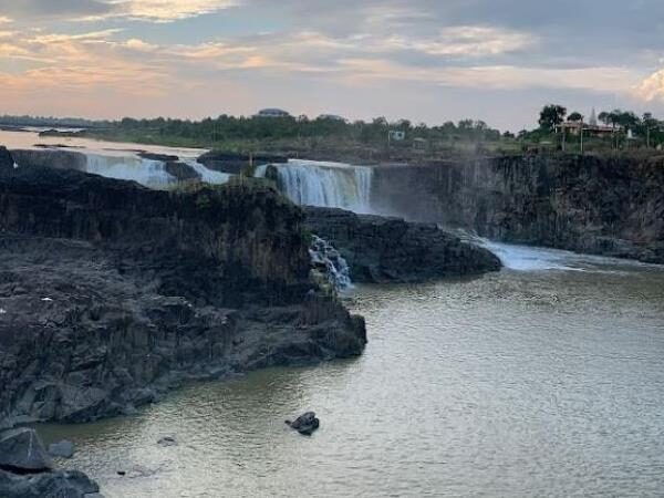 Sahastrakunda Waterfalls