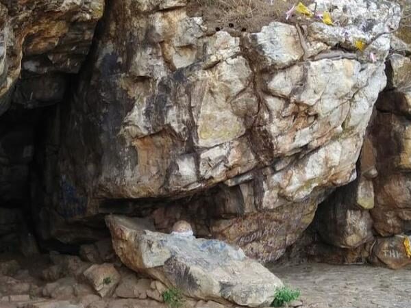 Saptaparni Caves, Rajgir