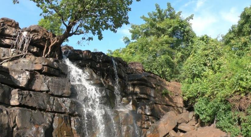 SavDav Waterfalls