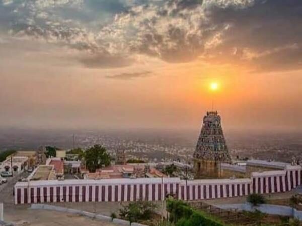 Sri Arthanareeswarar Temple, Thiruchengodu