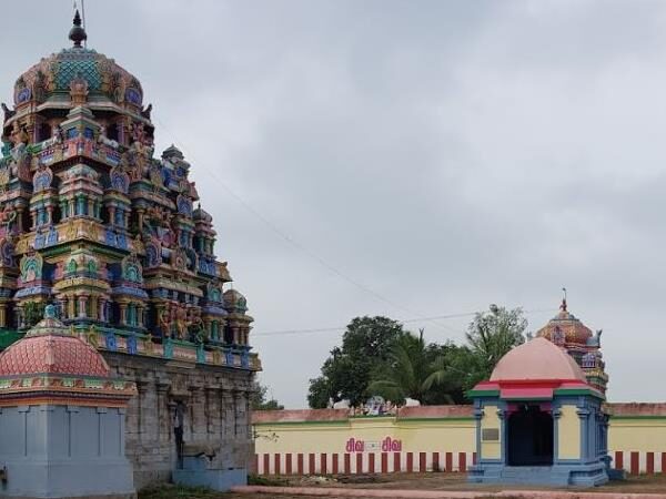 Sri Karaveeranathar Temple, Karaiveeram