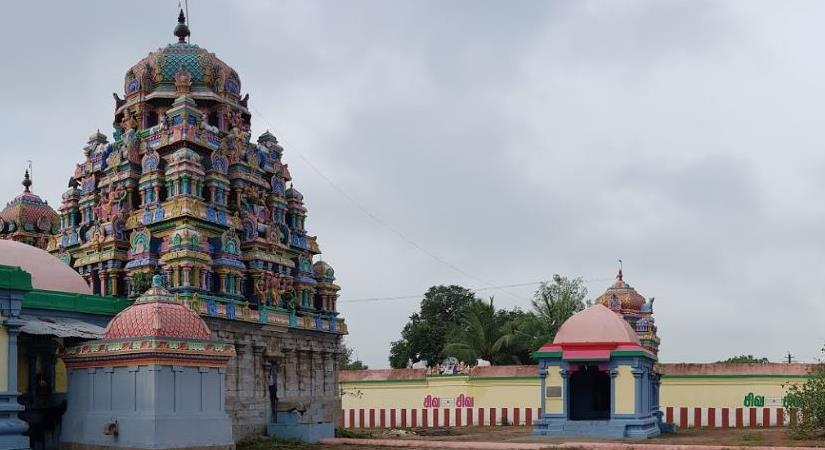 Sri Karaveeranathar Temple, Karaiveeram