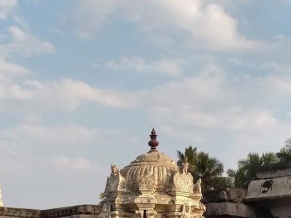 Sri Kripapureesvarar Temple, Thiruvennainallur