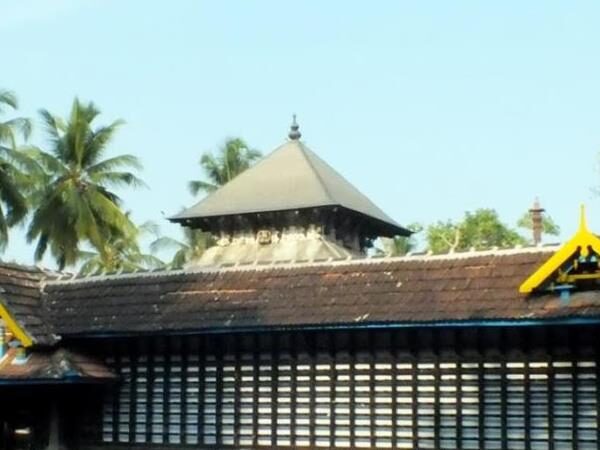 Sri Navai Mukundan Temple, Thirunavai