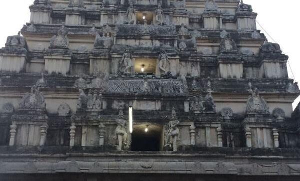 Sri Sivaloganathar Temple, Villupuram