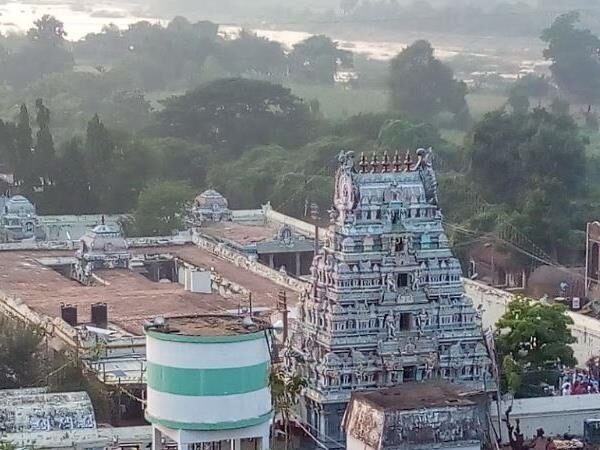 Sri Vamanapuriswarar Temple, Thirumanikuzhi