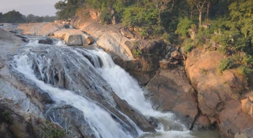 Sugabandh Falls