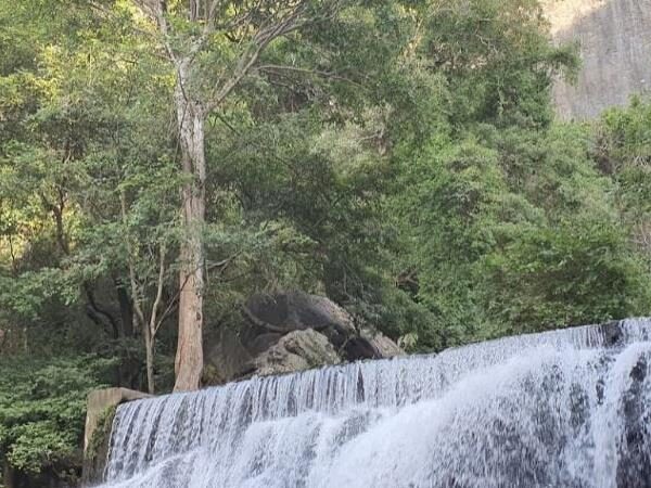 Suruli Falls
