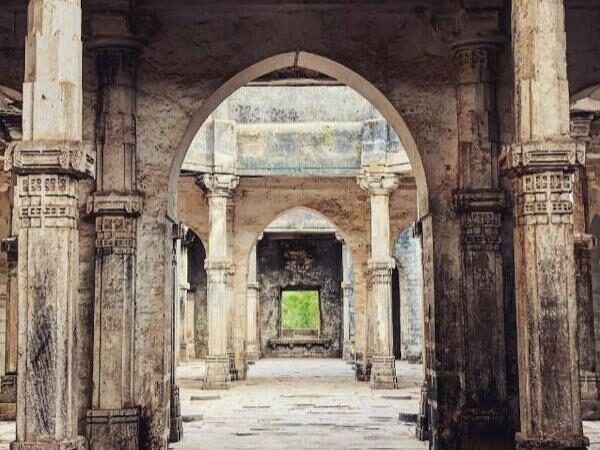 Uparkot Fort, Junagadh
