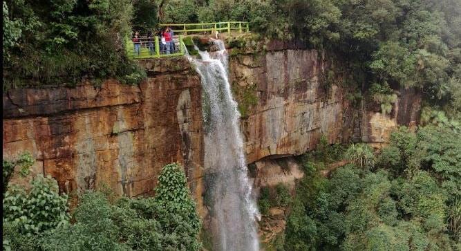 Wah Kaba Falls