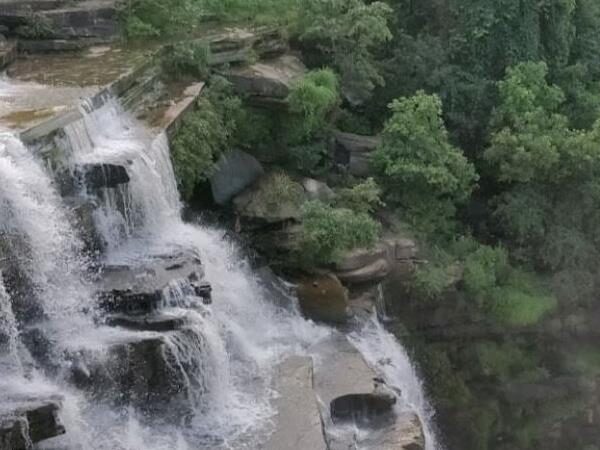 Sidhnath Dari Waterfalls