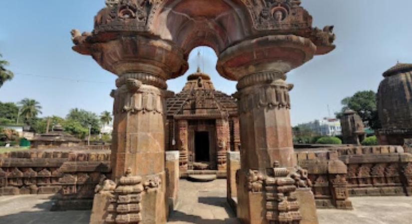 Mukteswara Temple, Bhubaneshwar - Discover India